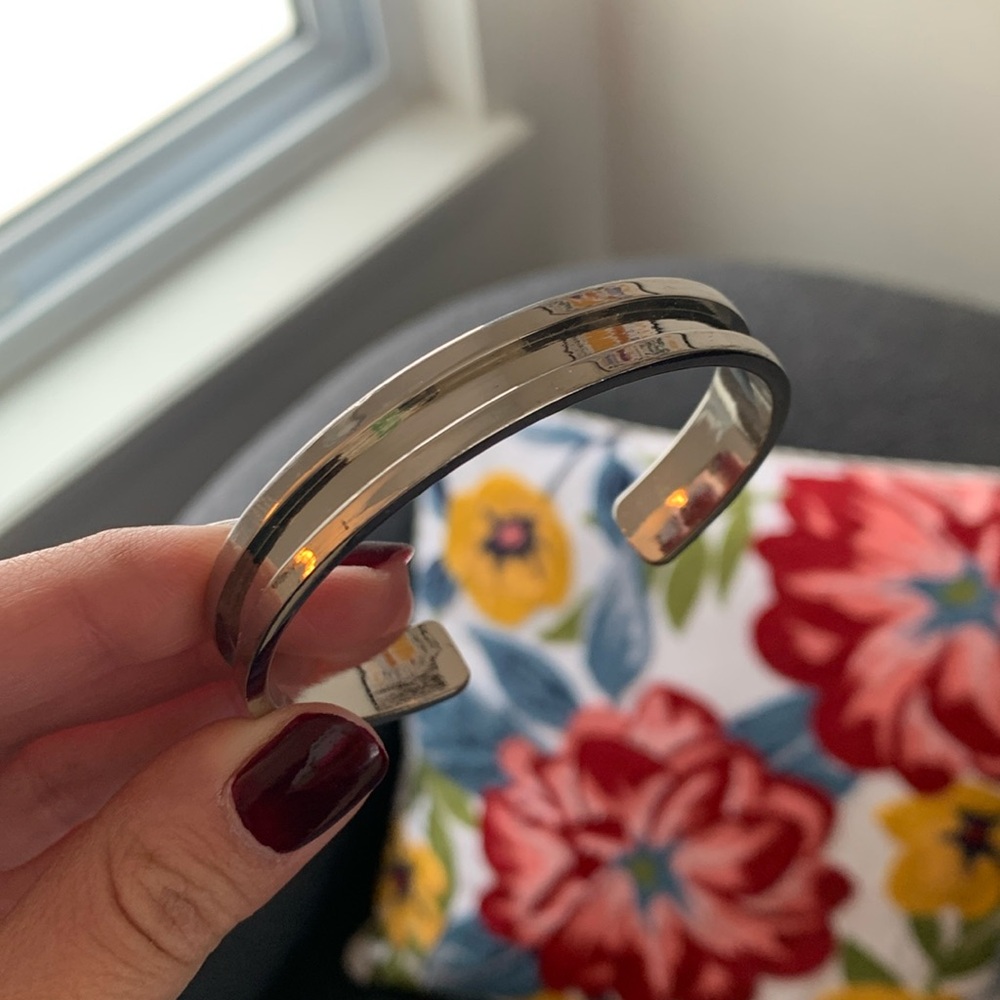 Hair Tie Bracelet Cuff - Stylish Hairband Holder & Accessory, Women’s Jewelry